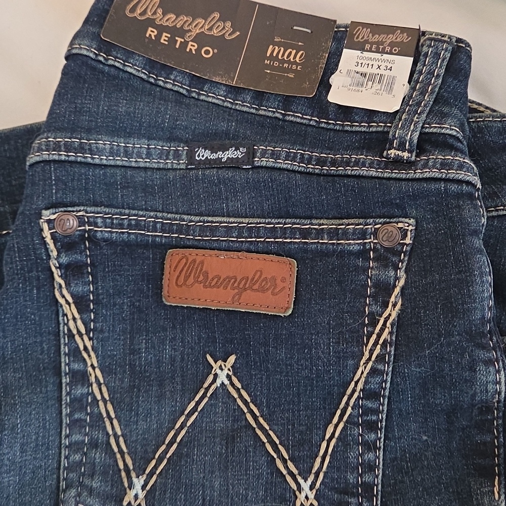 Wrangler Women's Indigo Boot Cut Jeans